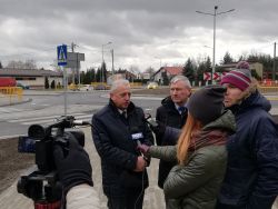 Zakończono inwestycję w Piątku, na skrzyżowaniu dróg wojewódzkich nr 702 i 703